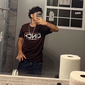 Meet your Posher, Antonio